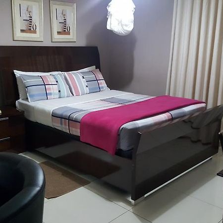 Cypress Executive Lodge Livingstone Bagian luar foto