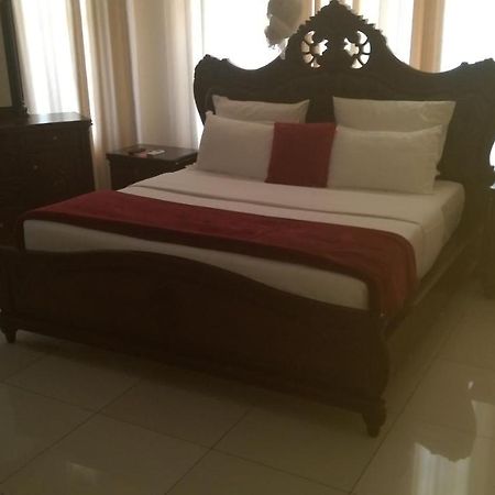 Cypress Executive Lodge Livingstone Bagian luar foto