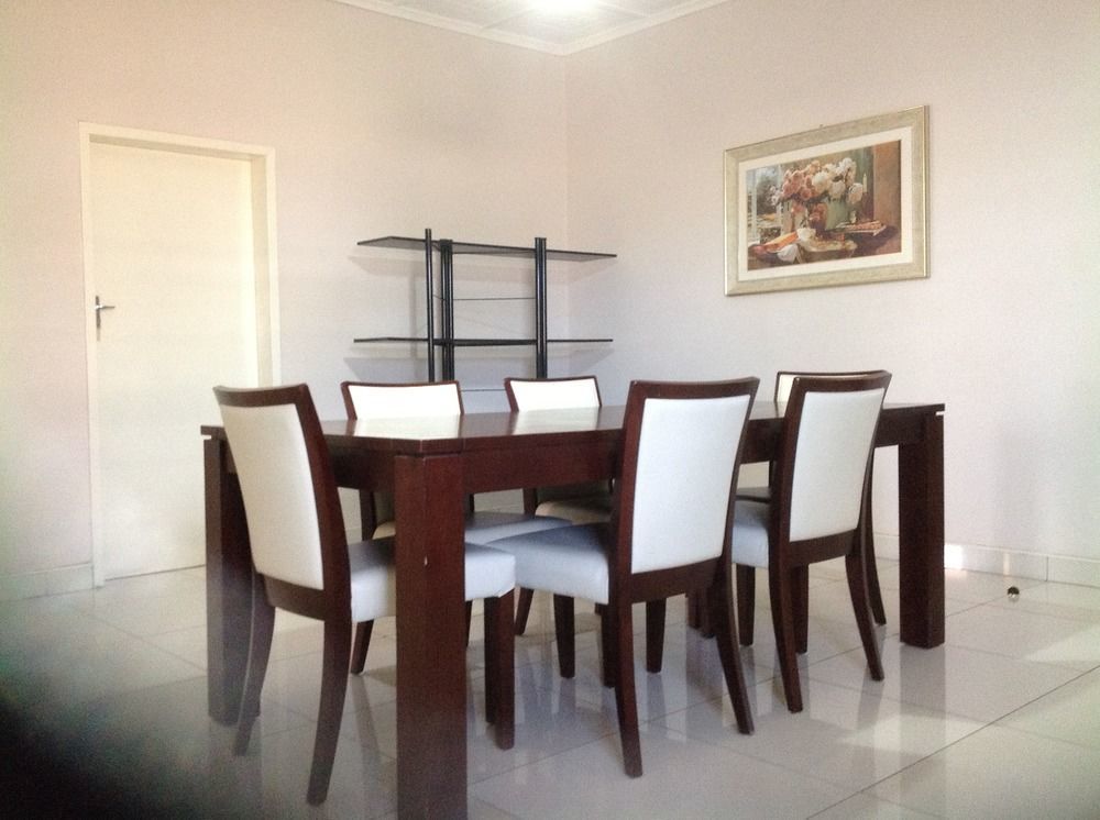 Cypress Executive Lodge Livingstone Bagian luar foto