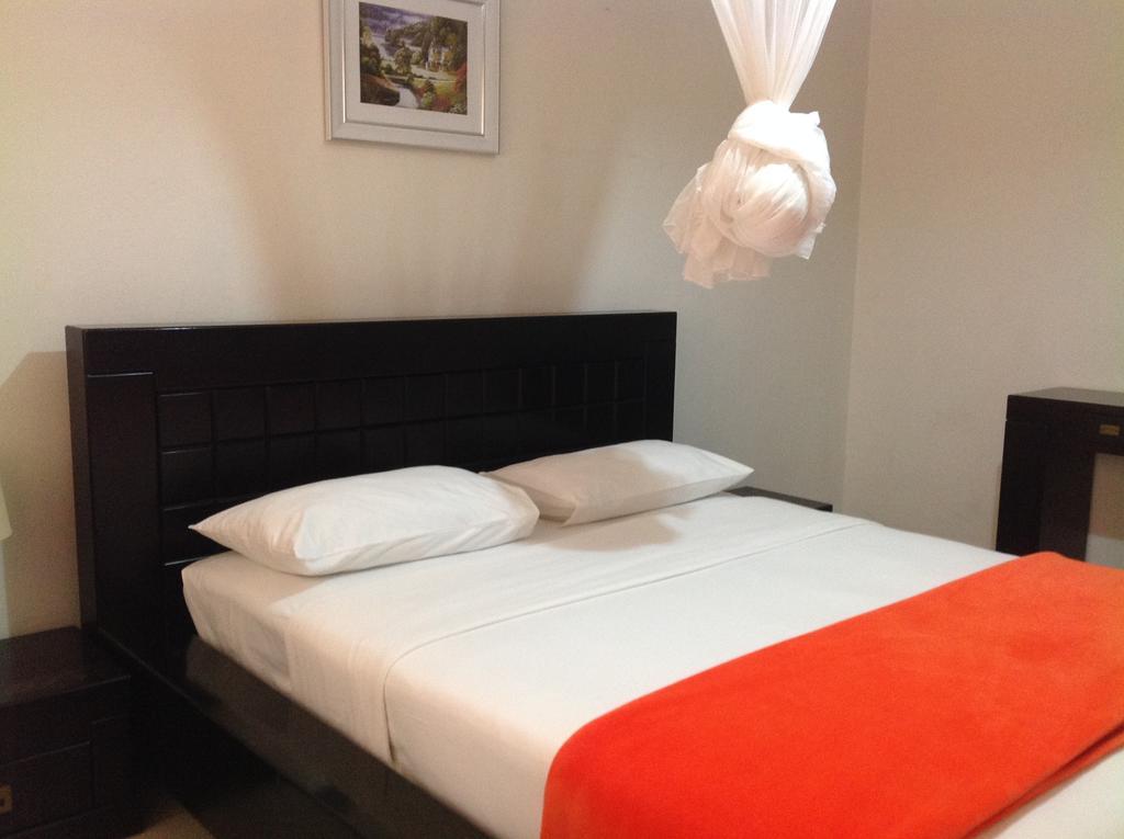 Cypress Executive Lodge Livingstone Bagian luar foto