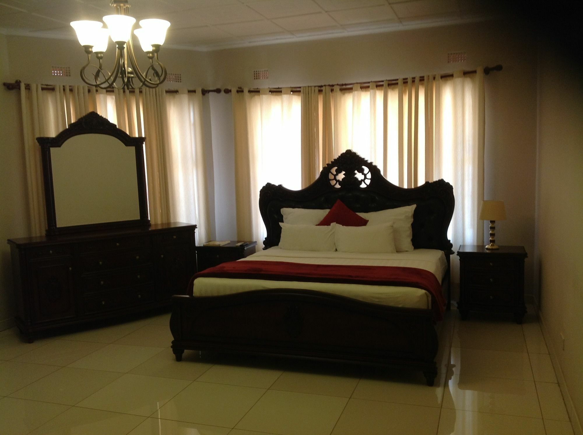 Cypress Executive Lodge Livingstone Bagian luar foto