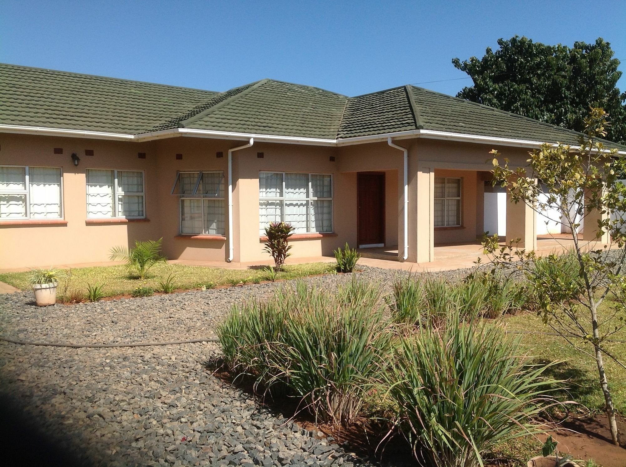 Cypress Executive Lodge Livingstone Bagian luar foto